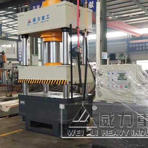 不銹鋼水箱沖壓板成型液壓機(jī)價格大約多少錢？