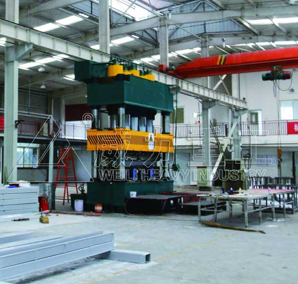 2000噸玻璃鋼電纜橋架成型液壓機