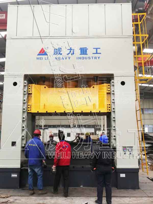 框架式火車門厚板拉伸成型液壓機