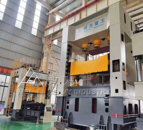 630噸伺服框架式?jīng)_壓機(jī)