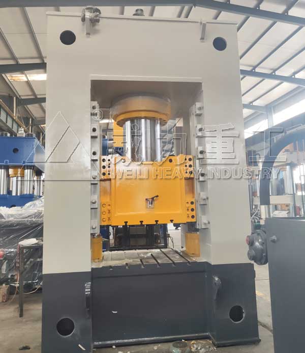 800噸框架式熱鍛機