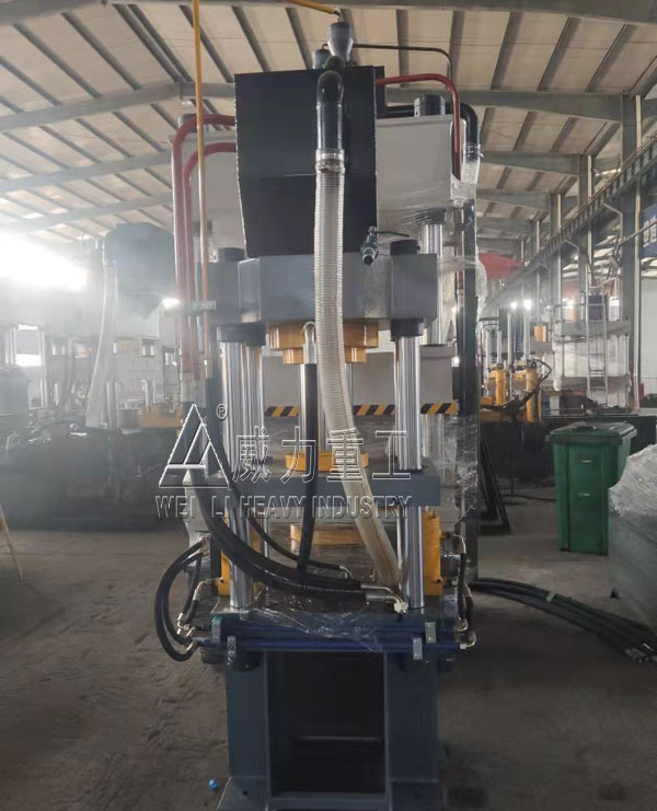 100噸三梁四柱液壓機(jī)