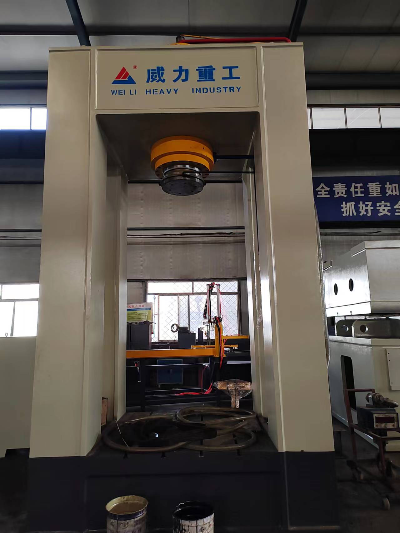 500噸龍門電機軸壓裝液壓機